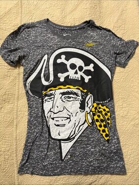 Nike women’s Gray Short Sleeve pittsburgh Pirate Graphic Tee with Yellow Accents